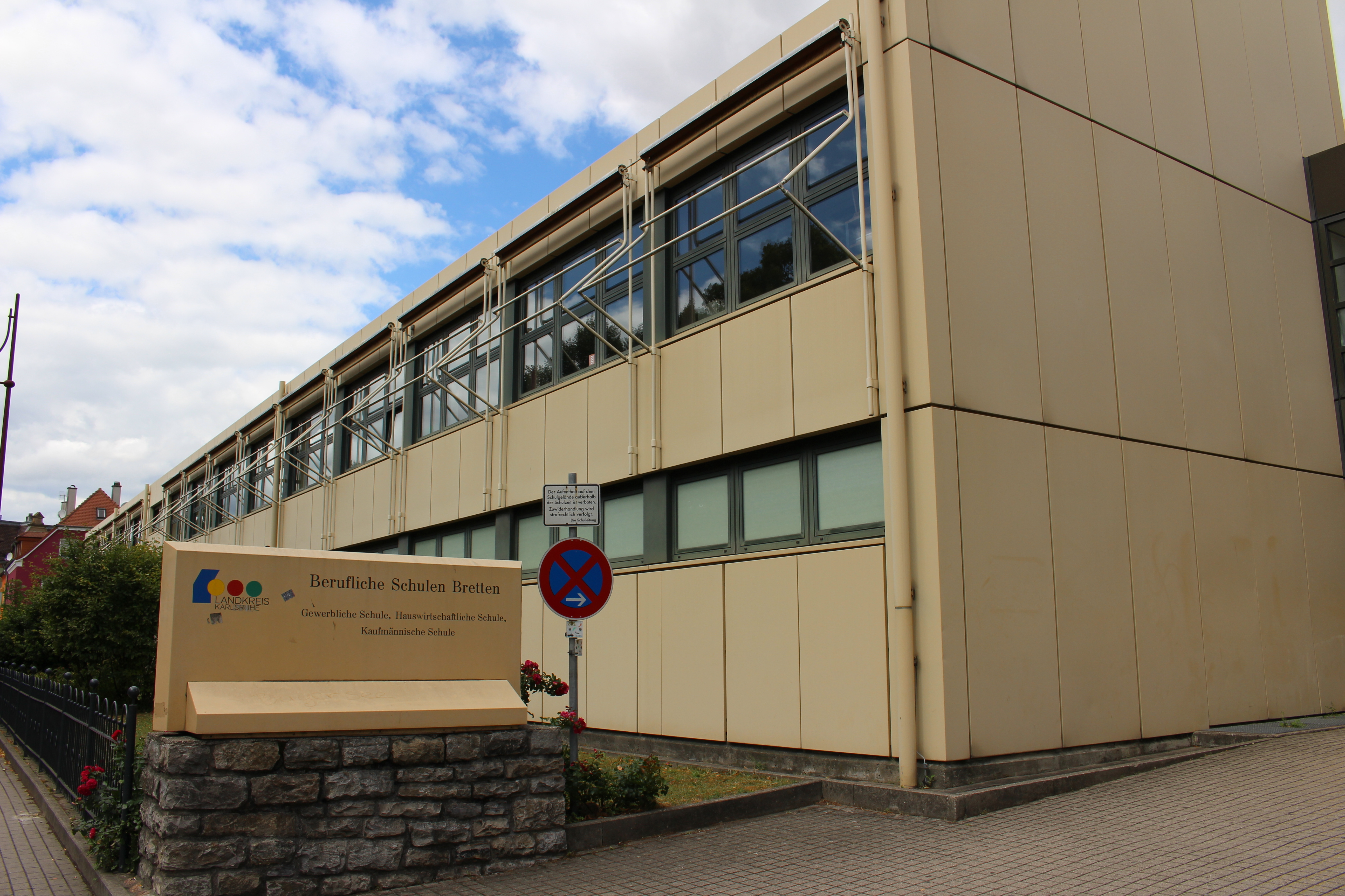 Die Beruflichen Schulen in Bretten gehört zu den Schulen im Landkreis, in die investiert wurde.