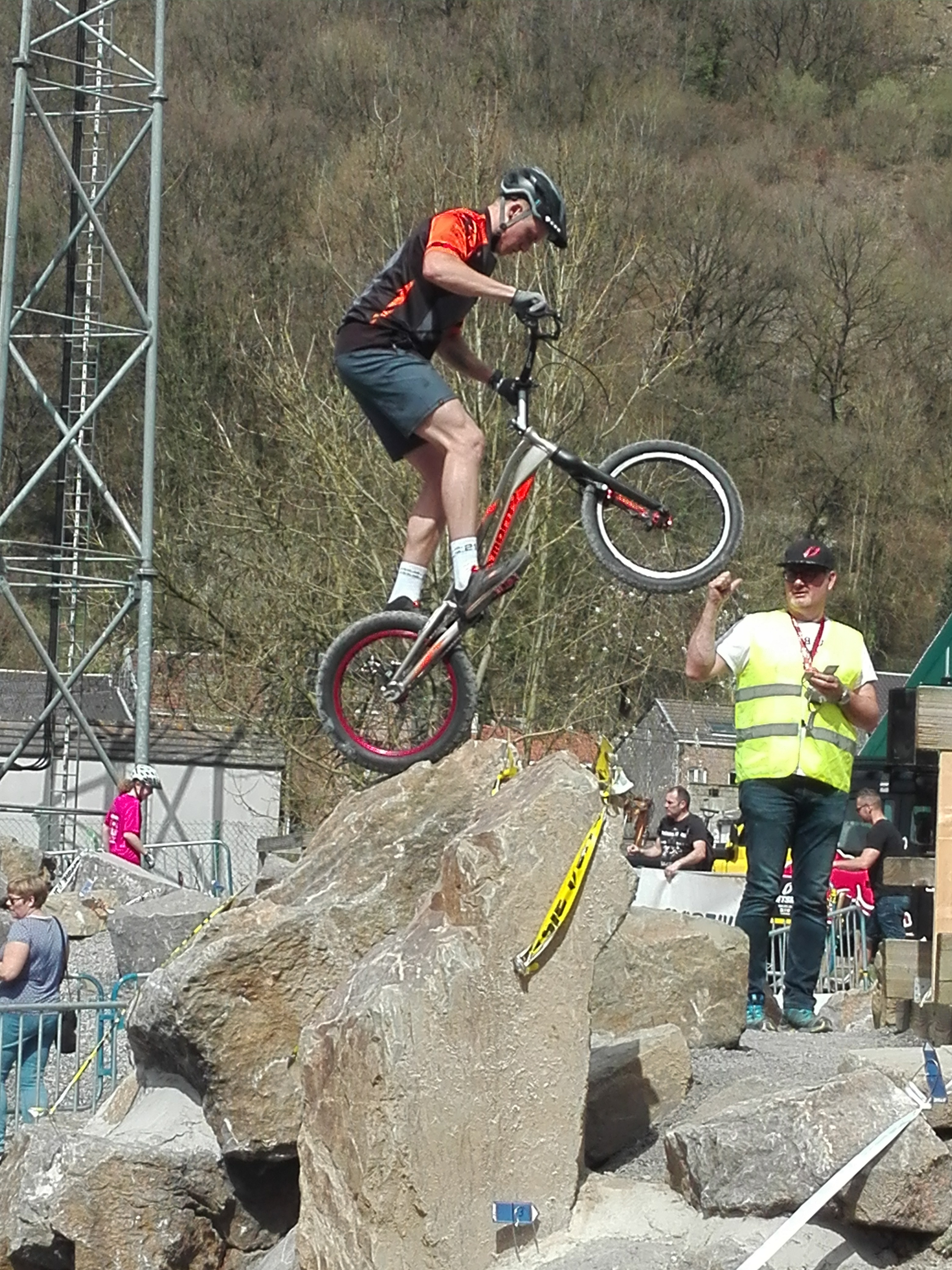 Jonas Friedrich beim Biketrial.