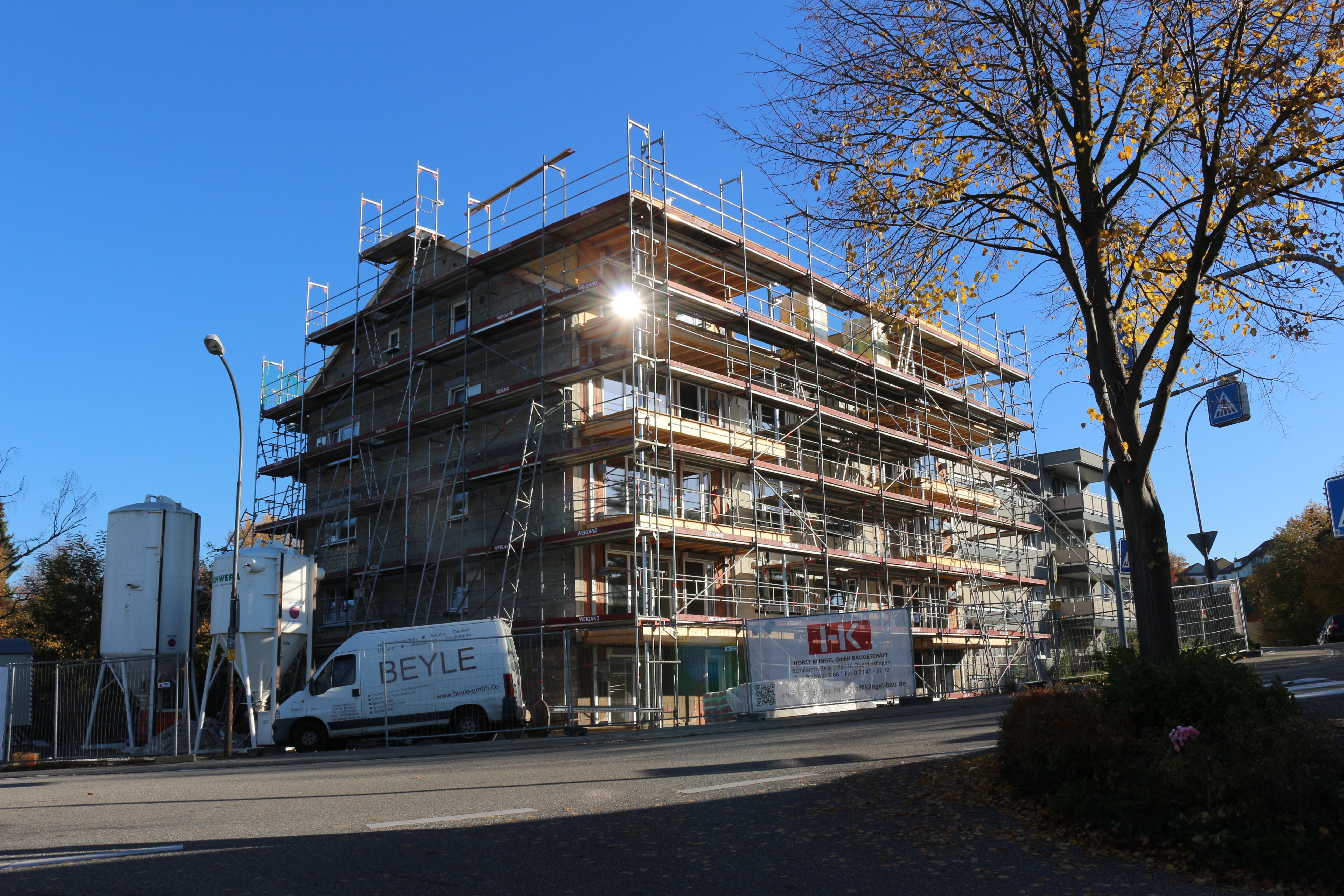Am Wannnenweg in Bretten entstehen derzeit Häuser, in denen sozialer Mietwohnungsbau entwickelt werden soll.