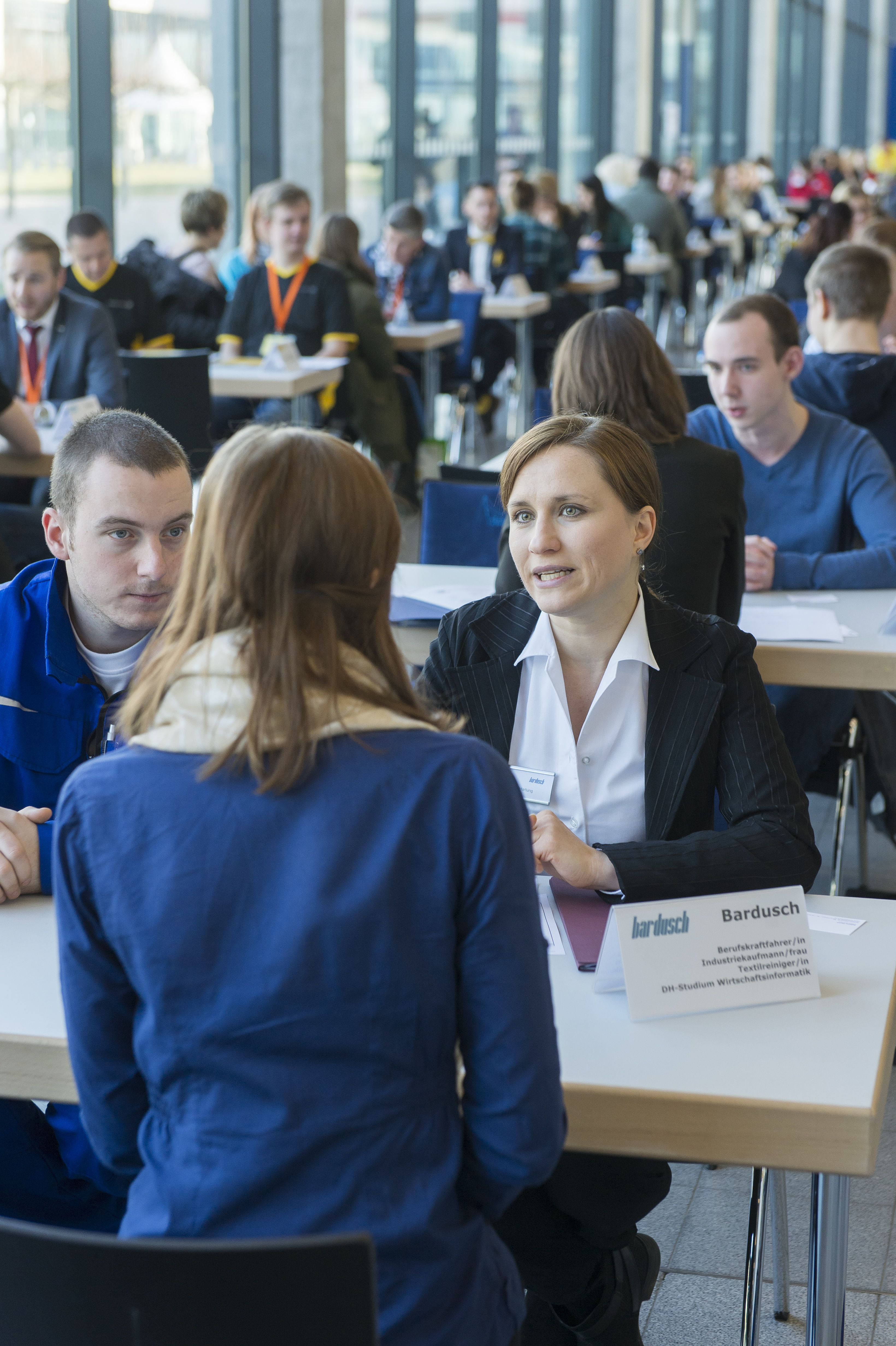 Wie in der IHK Karlsruhe wird auch auf der Messe "Einstieg Beruf" im Januar wieder ein Speed-Dating für Ausbildungssuchende angeboten.