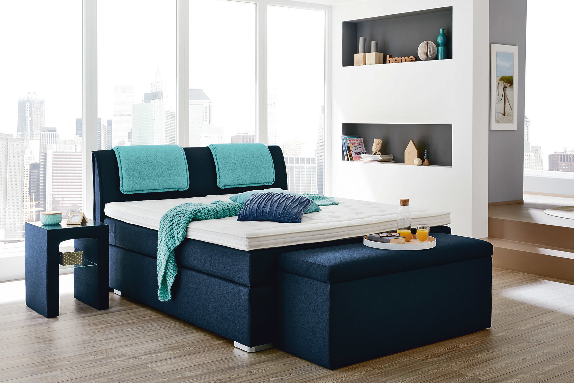 Beim Kauf eines Boxspring-Bett sollte man unbedingt einen Fachmann zu Rate zu ziehen. Foto: Badenia Bettcomfort/akz-o