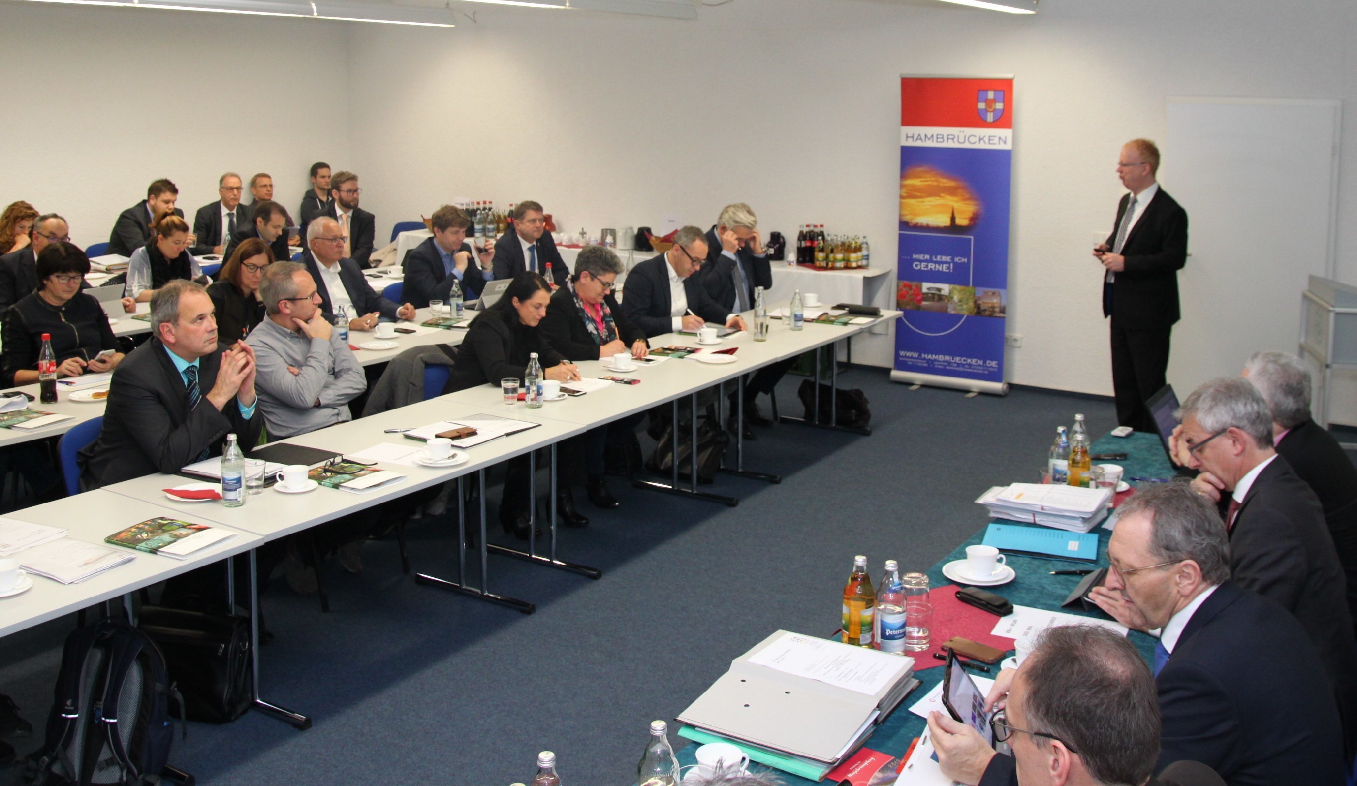 Die jüngste Kreisversammlung der Bürgermeister fand in Hambrücken statt.