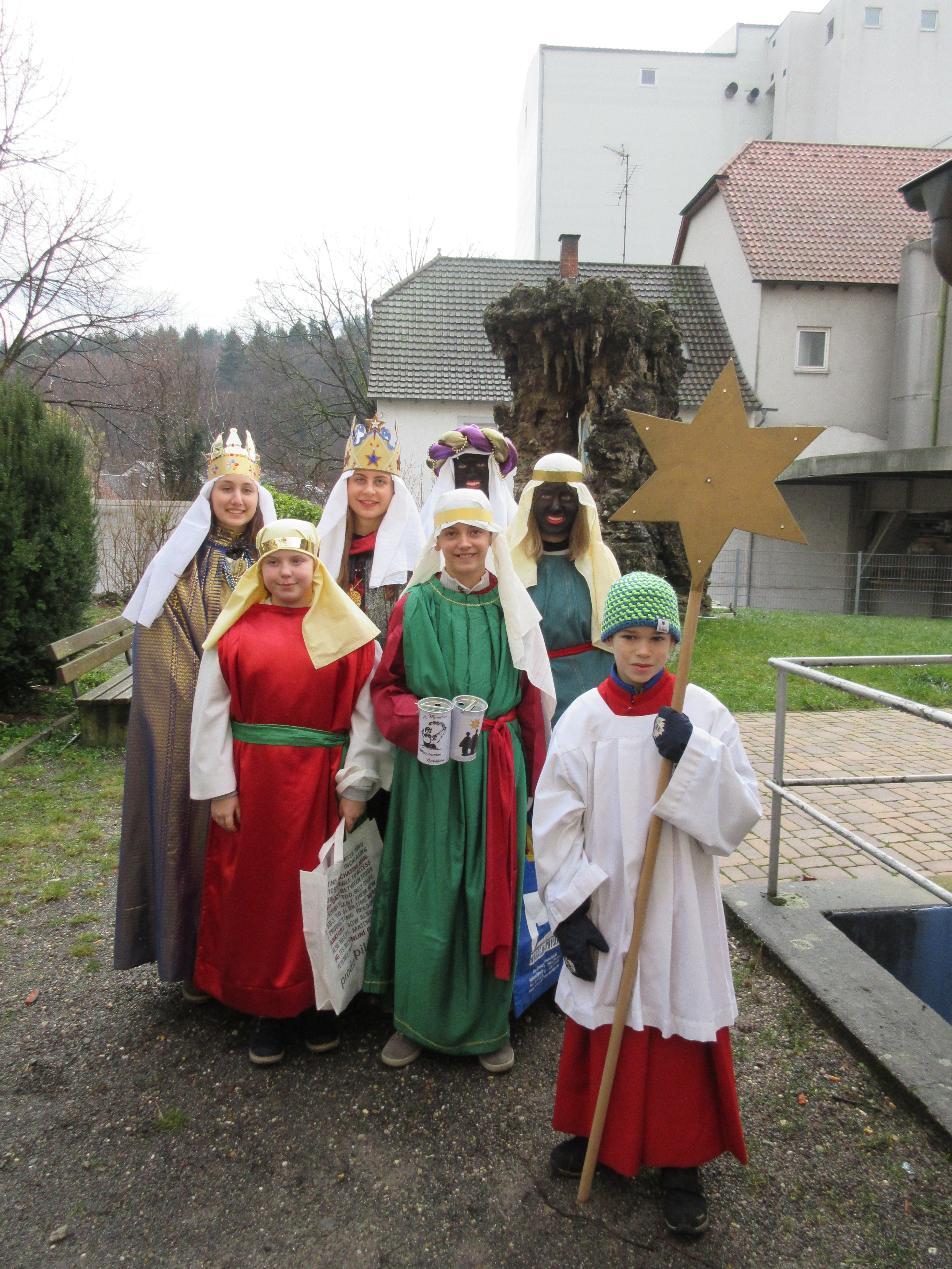 Die Sternsingeraktion 2019 ist am Samstag, 29. Dezember, in Stuttgart eröffnet worden. Sie steht dieses Jahr unter dem Motto «Segen bringen, Segen sein. Wir gehören zusammen - in Peru und weltweit!».